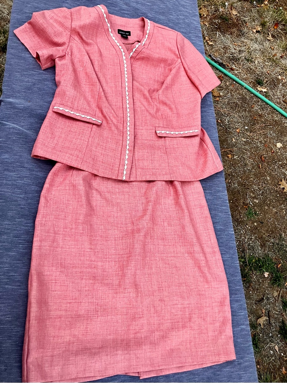 80’s vintage 2 piece suit outfit top and skirt Leslie Faye salmon pink 14W